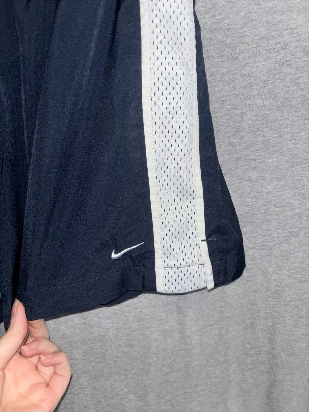 Nike Women's Navy and White Elastic Waist Athletic Shorts Size Small